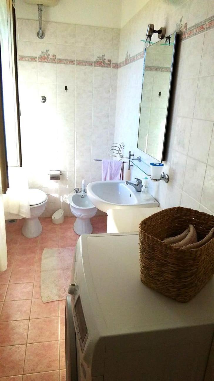 Bouganville A Apartament B&B Civitanova Marche Exterior photo