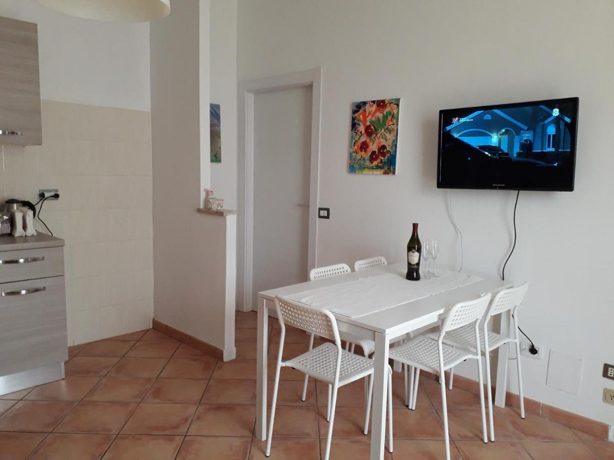 Bouganville A Apartament B&B Civitanova Marche Exterior photo